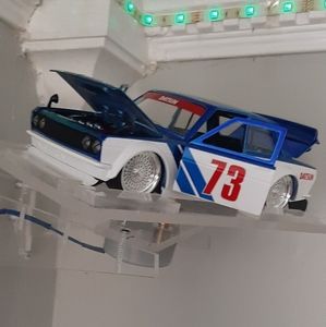 Meet your Posher, Jose luis